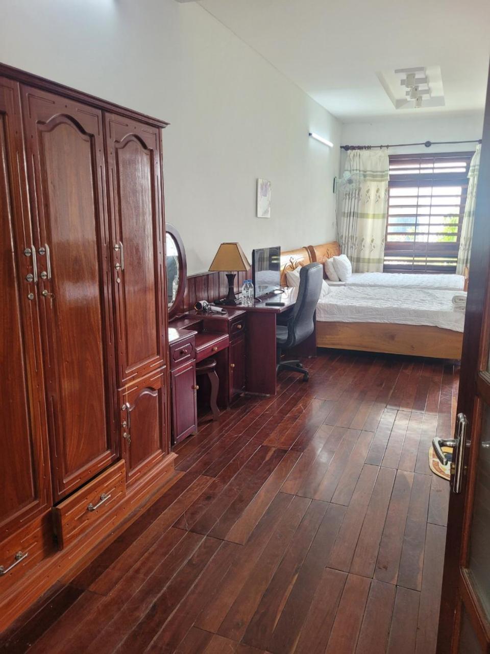 Hostel Ngoc Lien トゥイホア エクステリア 写真